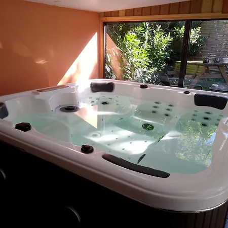 בית נופש L'olivier En Perigord Port-Sainte-Foy-et-Ponchapt